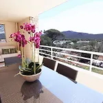 Salina Bay Aparthotel 4*