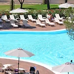Salina Bay Aparthotel 4*