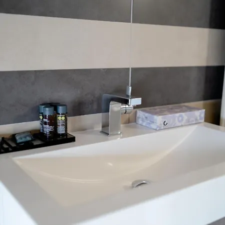 Aparthotel Salina Bay 4*