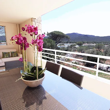Salina Bay Hotel apartamentowy 4*