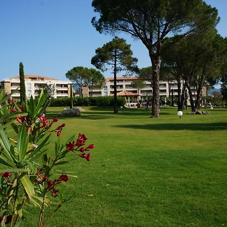 Salina Bay Apart-hotel