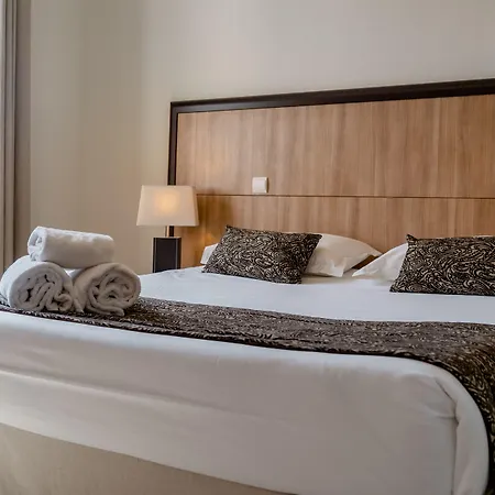 Hotel apartamentowy Salina Bay 4*