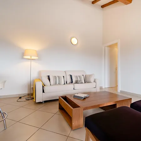Hotel apartamentowy Salina Bay 4*