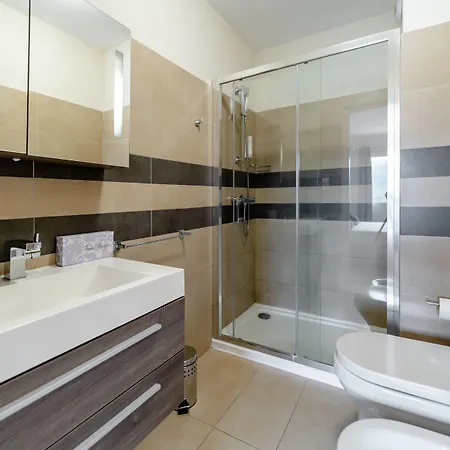 Hotel apartamentowy Salina Bay 4*