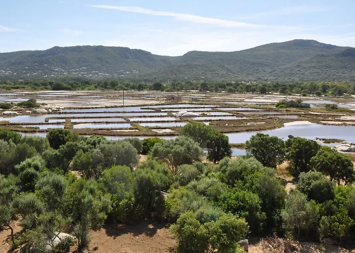 Salina Bay Aparthotel