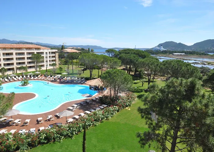 Apart-hotel Salina Bay 4*