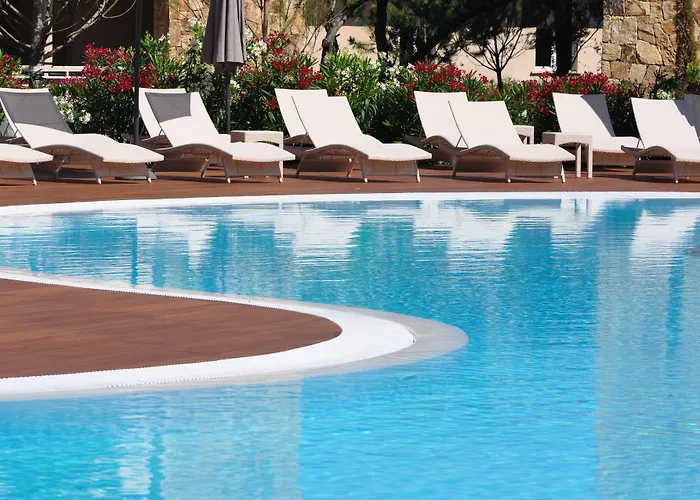 Salina Bay Apart-hotel